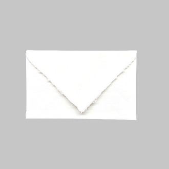 Busta per partecipazioni matrimonio di colore avorio. Misura 11x7