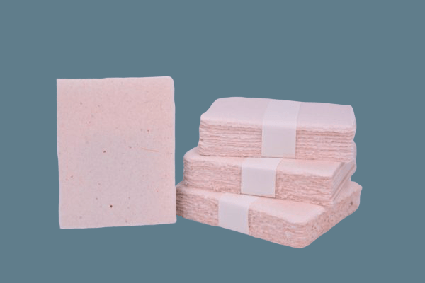 DB38BIS-INVITO ROSA CON PAGLIA 11X9 - PINK CARD WITH STRAW 11X9 (1) - Copia SEGNAPOSTO IN CARTA DI AMALFI. COLORE ROSA CON PAGLIA. MISURA 11X9