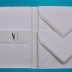 Boxes of Amalfi paper for wedding invitations or stationery. Sheet size: 22 x 17,5 cm. Color: Ivory