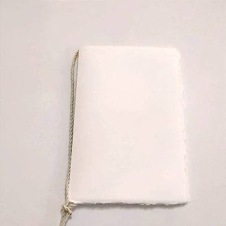 Libretti messa in carta di Amalfi colore avorio. Dimensione 11 x 17 centimetri.