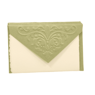 Biglietto e busta color verde in carta di Amalfi con decori in rilievo in stile pompeiano realizzati in esclusiva da lo Scrigno di Santa Chiara.