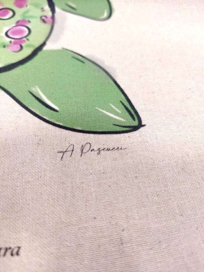 Shopper bag " The sea turtle" Shopper bag with an illustration of a stylized turtle made exclusively by the artistic workshop of Lo Scrigno di Santa Chiara