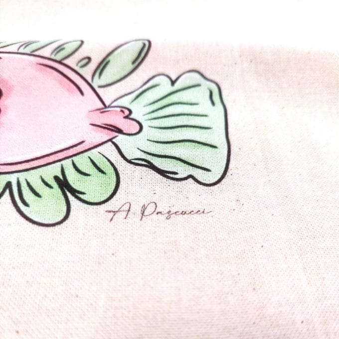 Shopper bag "The kiss" Detail of the artist's autograph featured on the shopper bag "The Kiss"